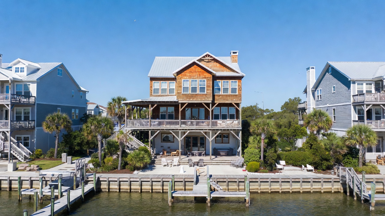 Waterfront homes for sale in Orange Beach Alabama